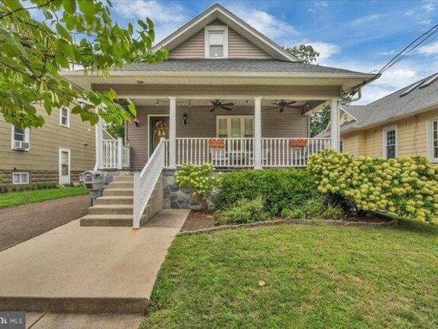 House for sale in Collingswood, Camden County