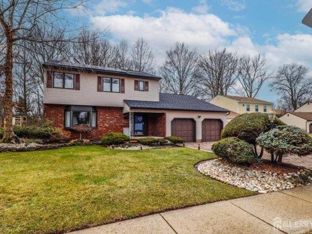 House for sale in Avenel, New Jersey