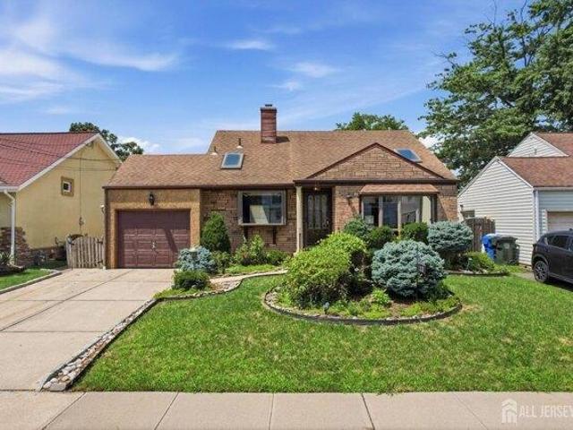 House for sale in Avenel, New Jersey