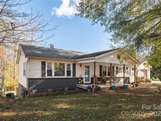 House for sale in Columbus, North Carolina