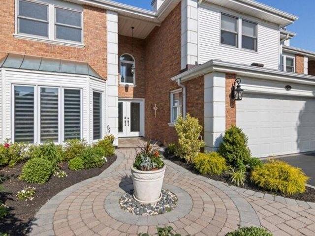Condo for sale in Commack
