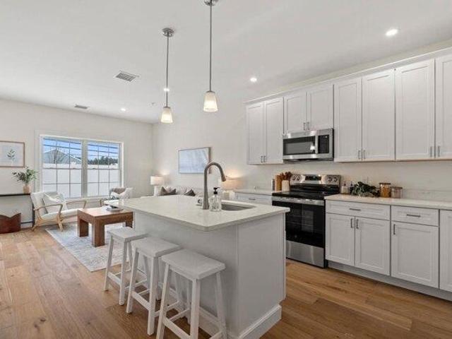 Condo for sale in New Hampshire