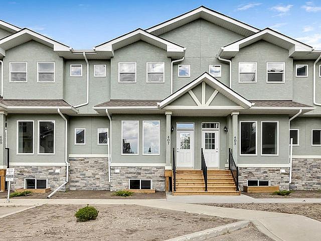 Condo for sale in Strathmore, Alberta
