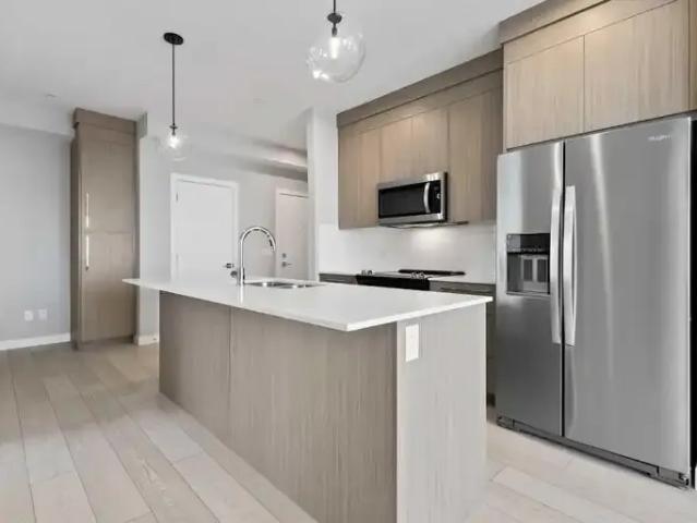 Condo for rent in Chelsea, Chestermere