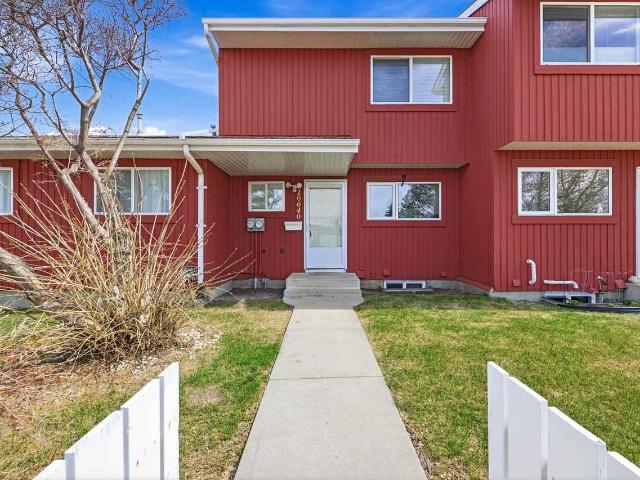 Condo for rent in Wedgewood, Alberta