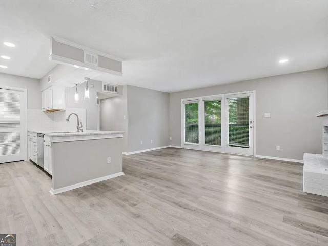 Condo for rent in Decatur
