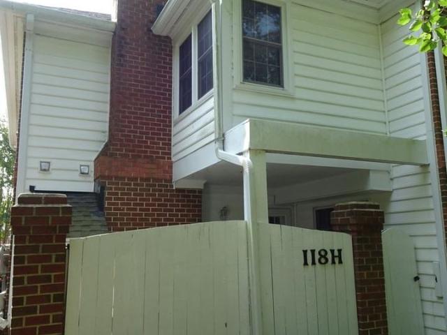 Condo for rent in Virginia