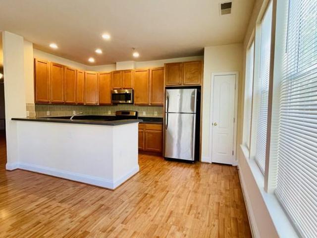 Condo for rent in Clarksburg, Maryland