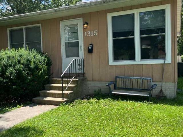 Condo for rent in Cedar Falls, Iowa