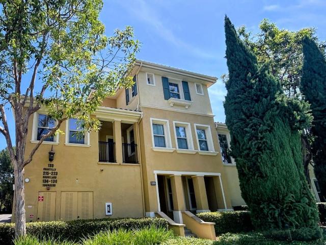 Condo for rent in Irvine, California