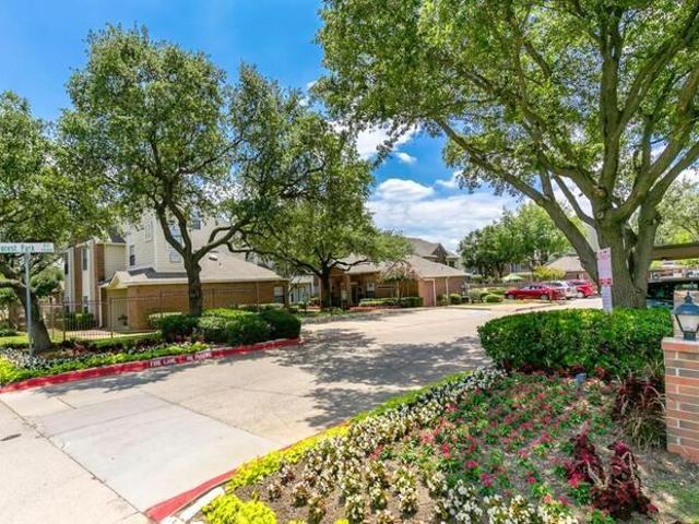 Condo for rent in Bedford, Texas