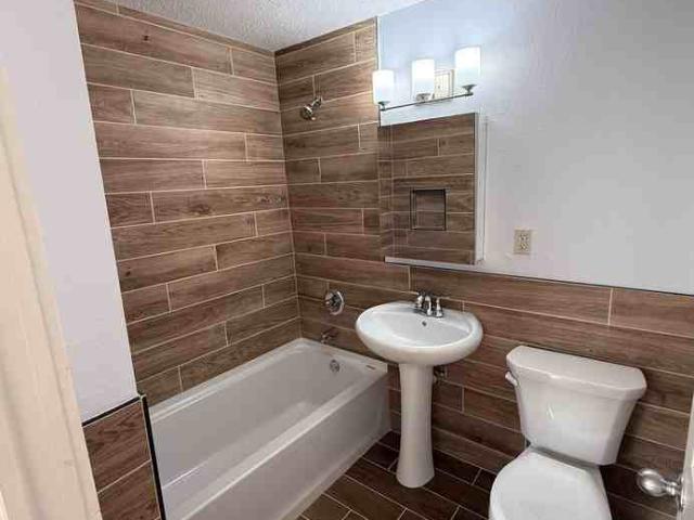 Condo for rent in Hennepin, Minnesota