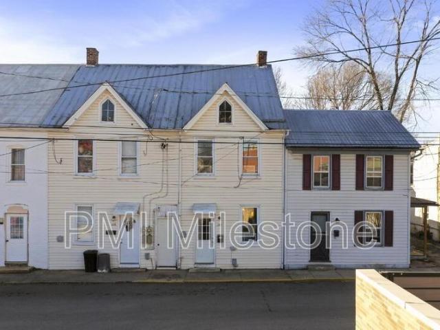 Condo for rent in Falling Waters, West Virginia