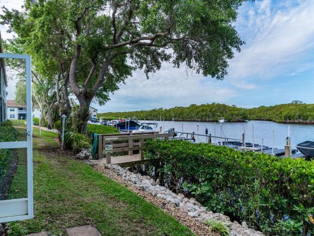 Condo for rent in Naples