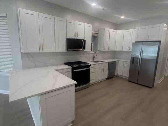 Condo for rent in Chicago Park, Illinois