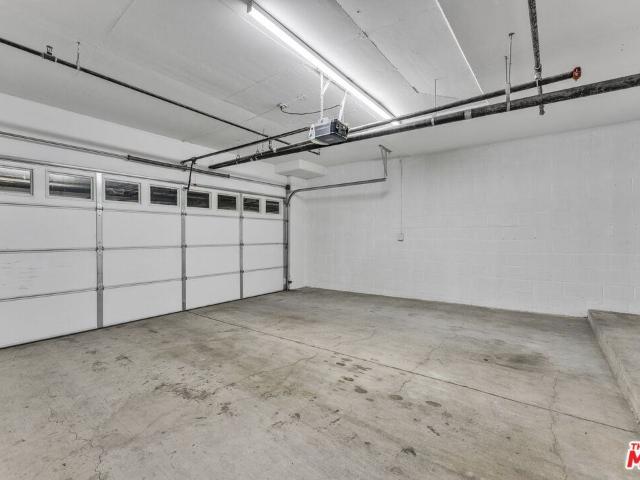Condo for rent in Arcadia, California