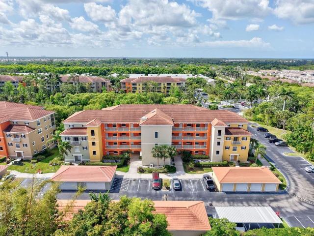 Condo for rent in Naples
