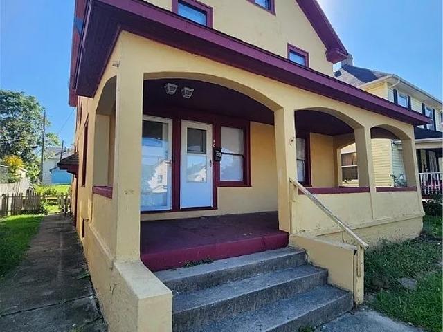 Condo for rent in Dayton