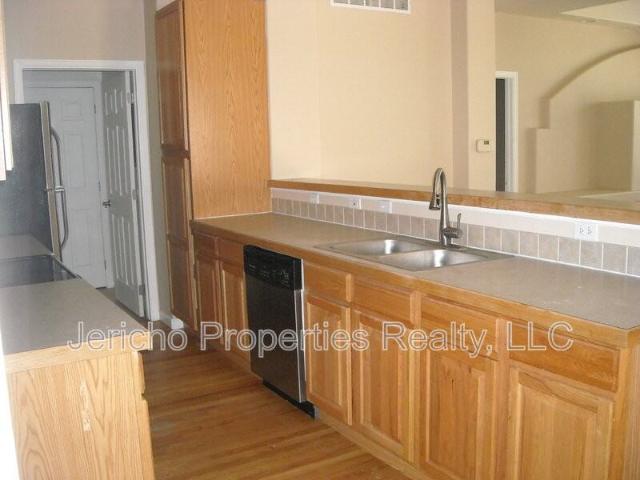 Condo for rent in Arvada, Colorado