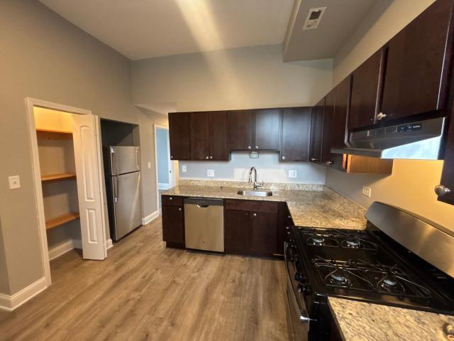 Condo for rent in Chicago Park, Illinois