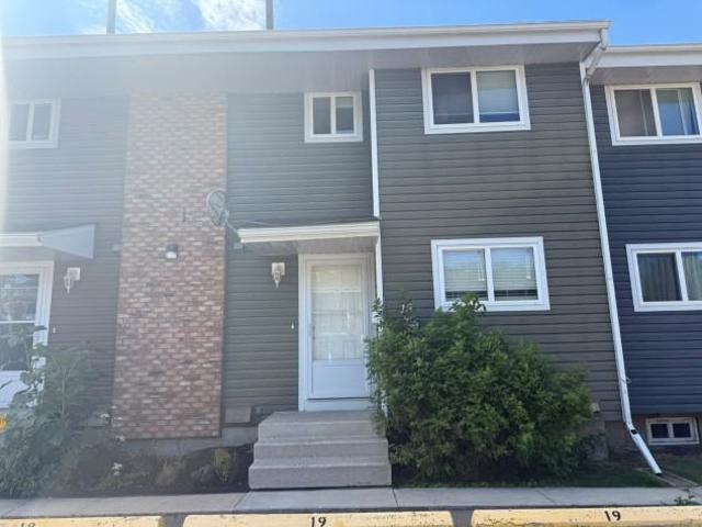 Condo for rent in Alberta