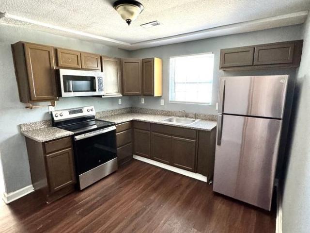 Condo for rent in Virginia