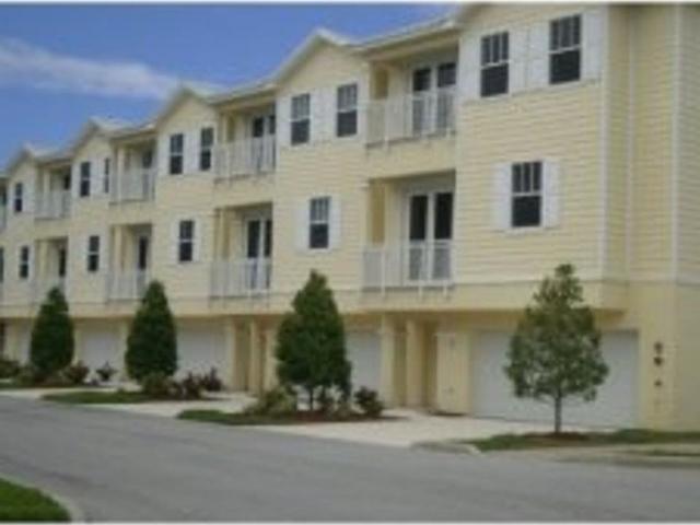 Condo for rent in Palm Bay