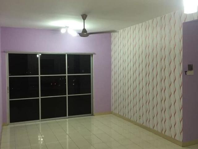 Apartment for rent in Bukit Pantai, Kuala Lumpur