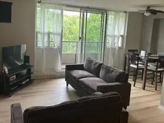 Condo for rent in Ancaster, Ontario