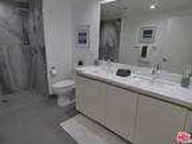 House for rent in Canoga Park, California