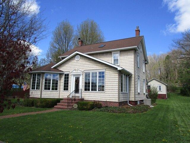 House for sale in Crawford, Pennsylvania
