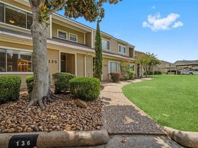 Condo for sale in Conroe, Texas