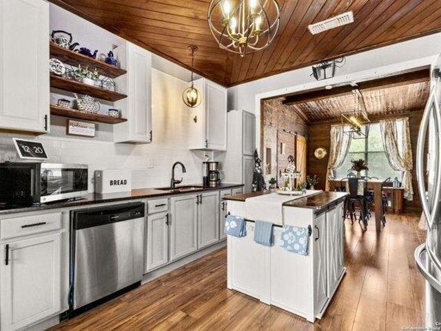 House for sale in Converse, Texas