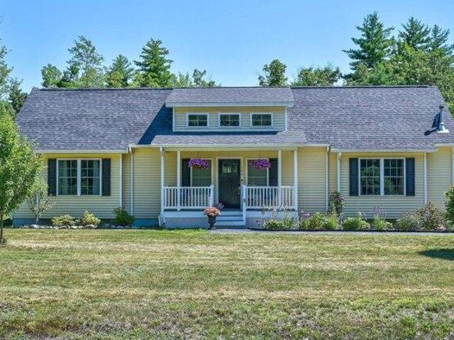 House for sale in New Hampshire