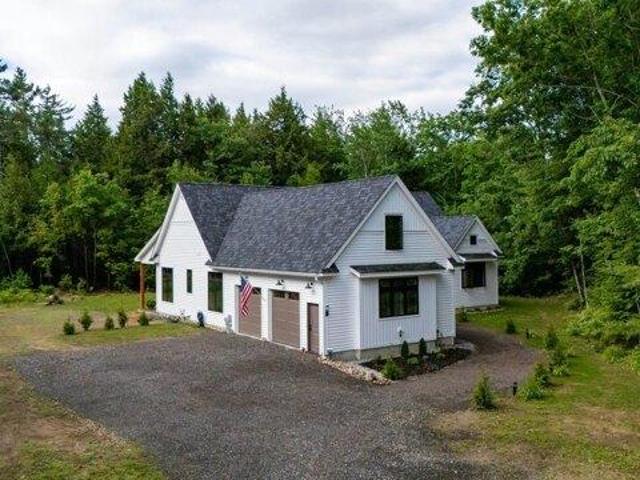 House for sale in New Hampshire