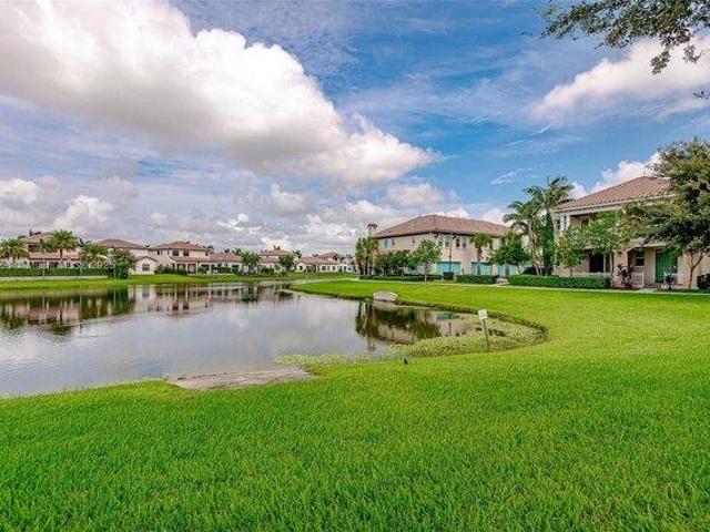 House for sale in Cooper City, Florida