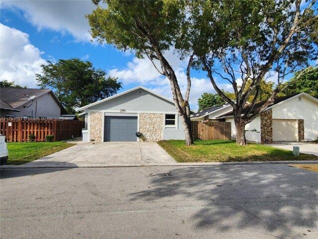 House for sale in Cooper City, Florida