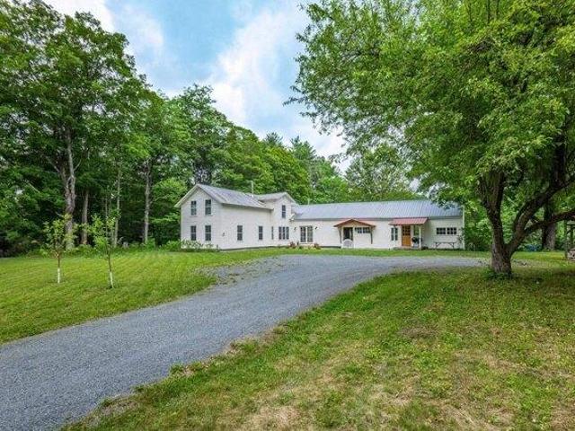 House for sale in New Hampshire