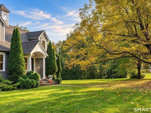 House for sale in Cornwall, Northwest Hills Planning Region