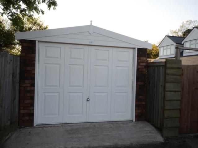 Cottage for rent in West Midlands