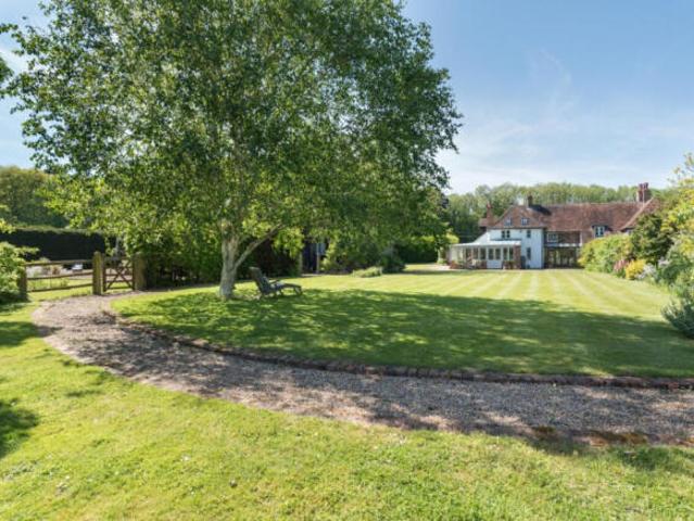 Cottage for rent in Folkestone
