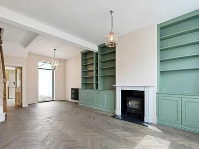 House for rent in Lyons, Greater London