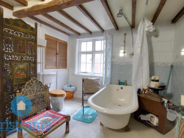 Cottage for rent in City Centre, Georgia