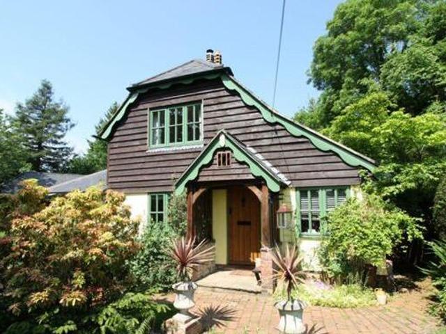 House for rent in Surrey