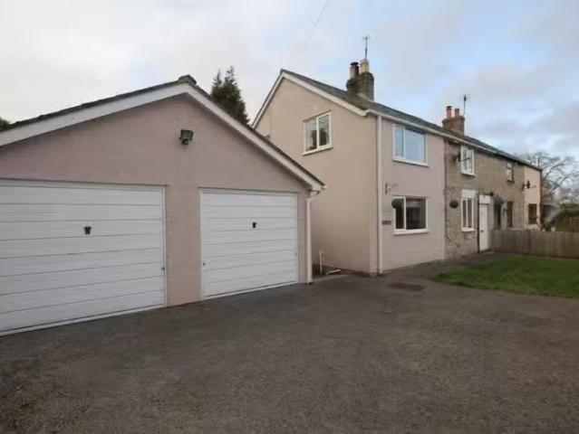 House for rent in Pantymwyn, Wales