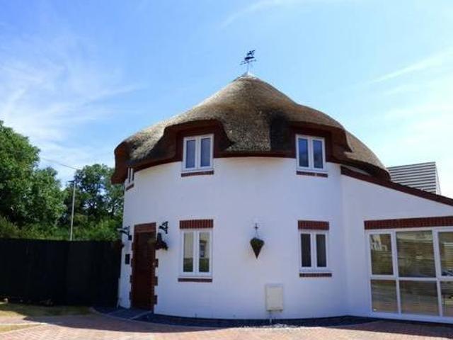 House for rent in Lyons, Greater London