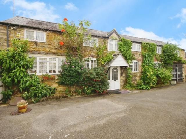 House for sale in School House, Gloucestershire