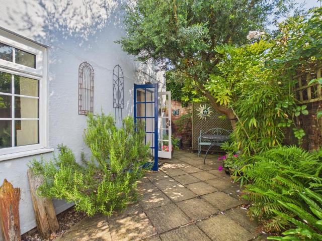House for sale in Eastbridge, Suffolk