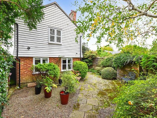 House for sale in Heathlands, East Sussex