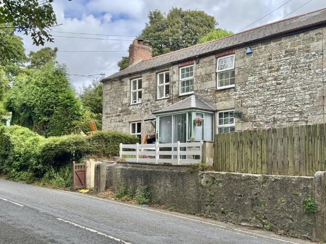 House for sale in Ponsanooth, Cornwall